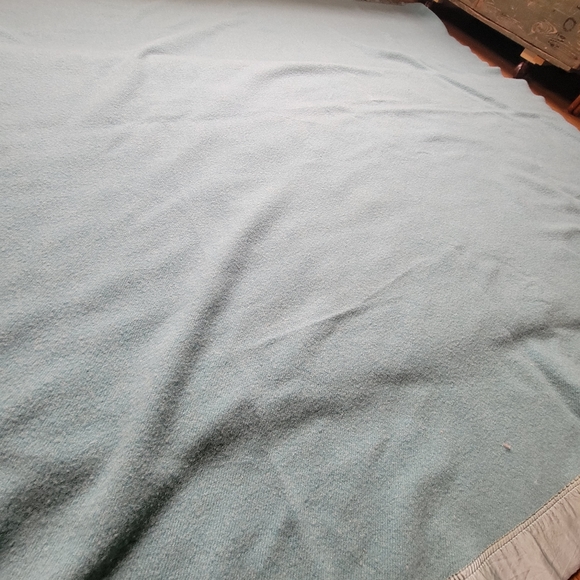 Vintage KENWOOD FLORALTINT; Heavy-Wt 2-Colour Wool Blanket 66Lx72W-IN aqua blue - Picture 6 of 7